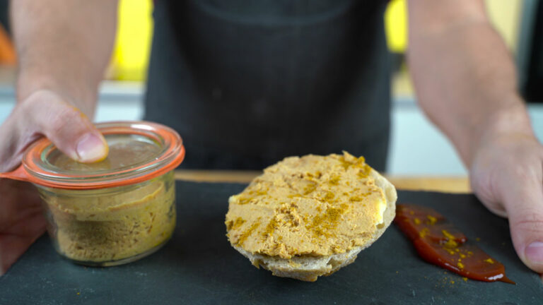 currywurst spread-ready