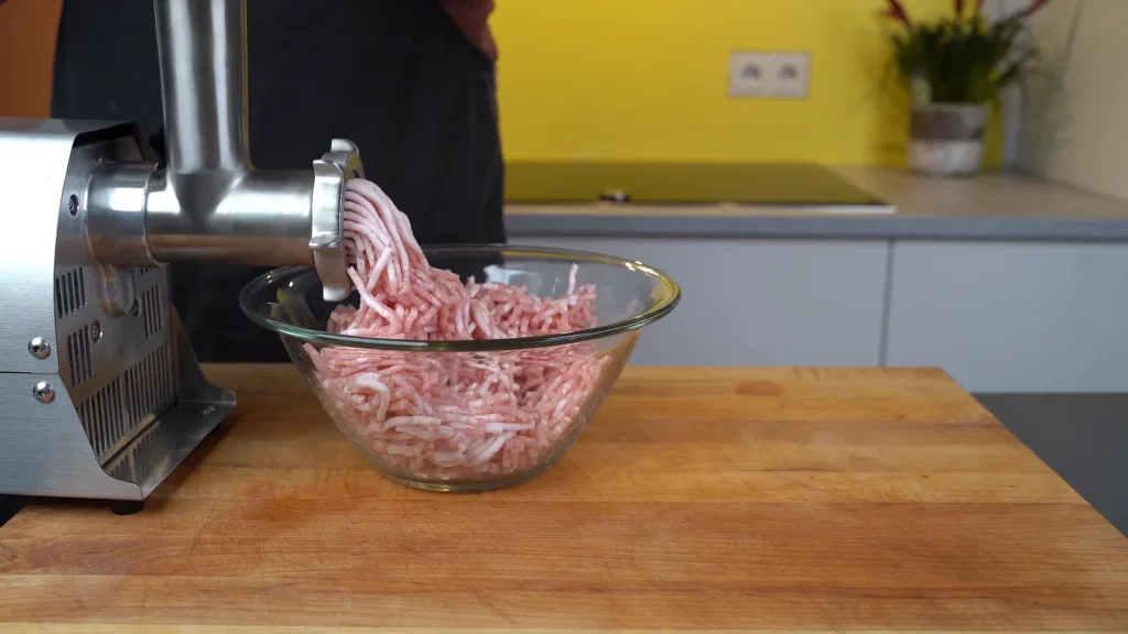 Hungarian salami -grind