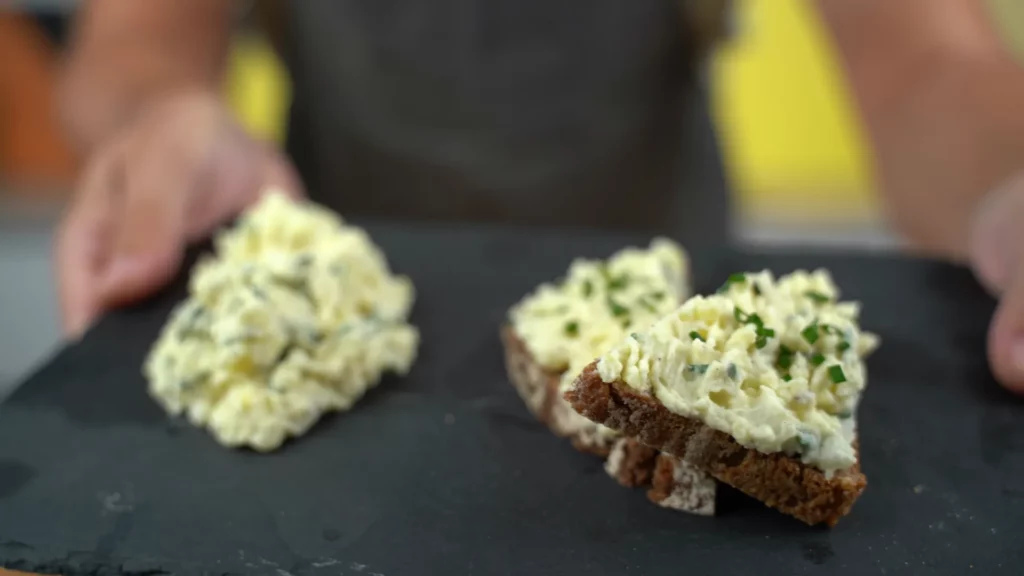 Erdäpfelkas: Bavarian Potato Spread