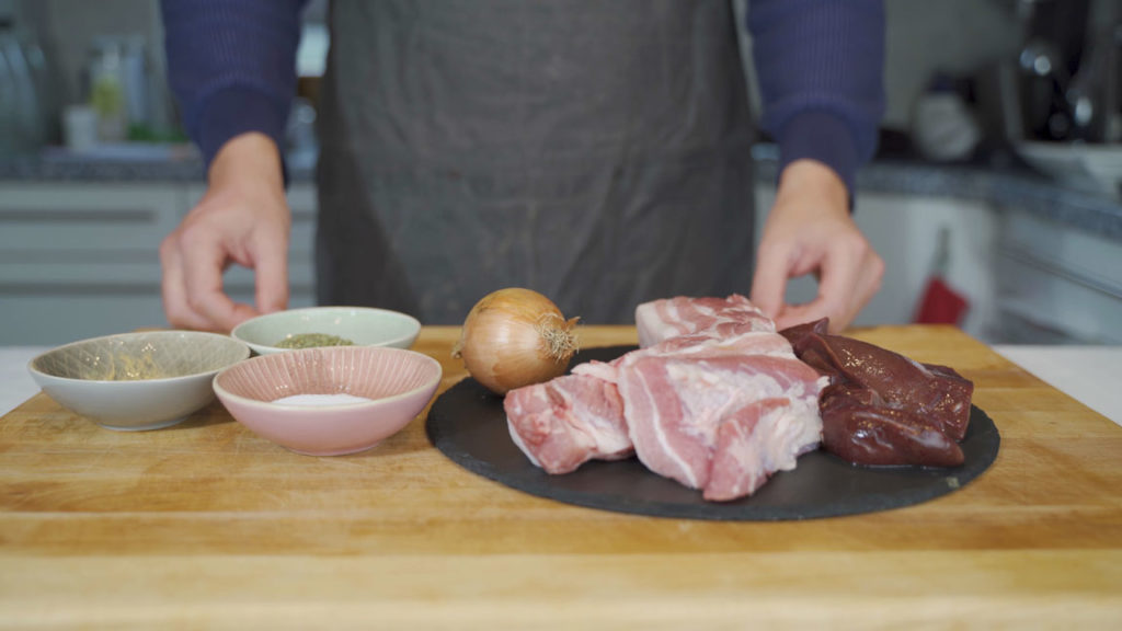Smoked liverwurst ingredients: pork belly, liver, onions and seasonings