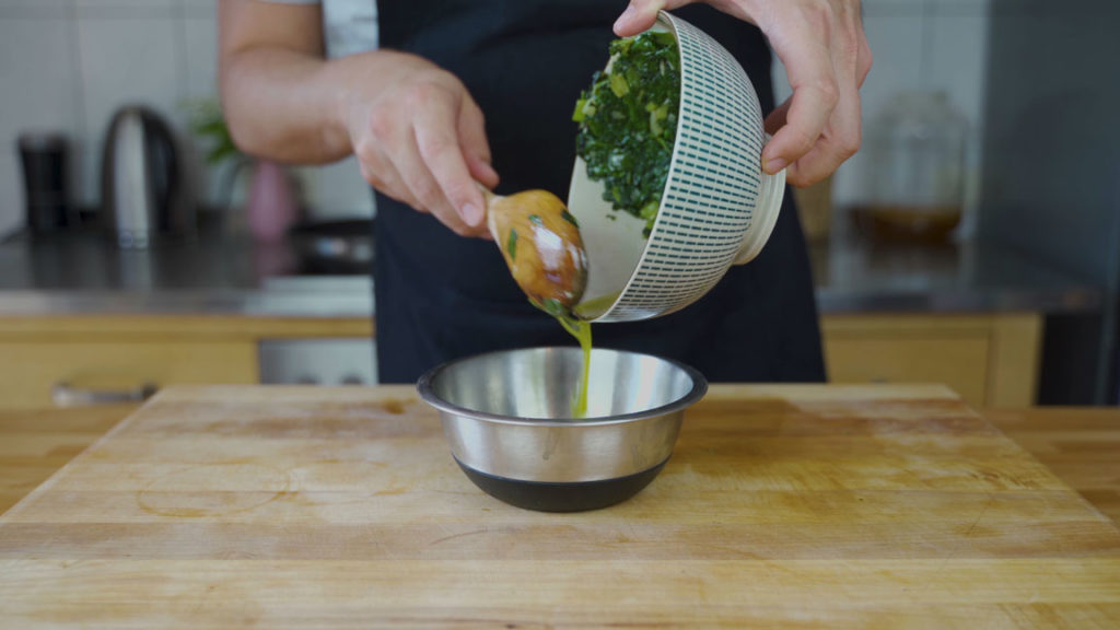 Spinach and feta spread – squeezing out the water