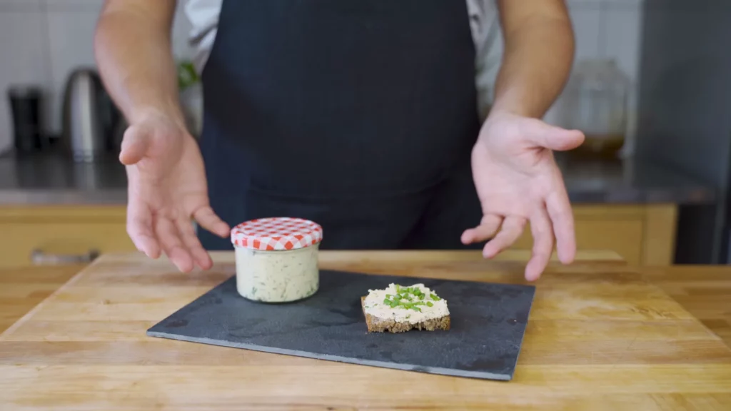 Tofu and herb spread