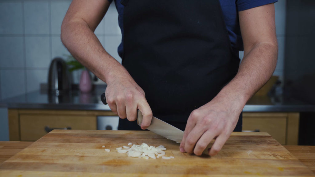 Tomato spread – chopping the onion